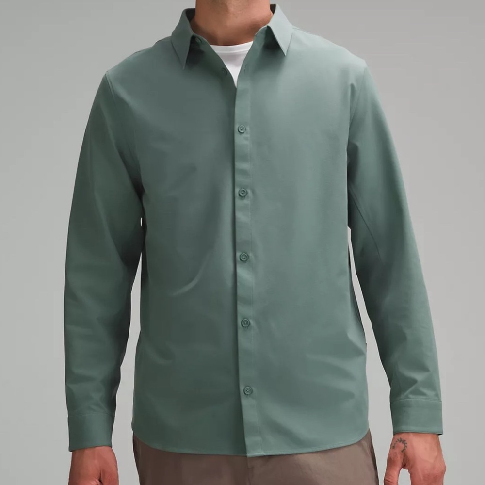 Lululemon Men’s New Venture Classic Fit Button Down Shirt